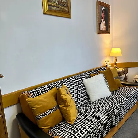 - Classic - Apartment Alba Iulia